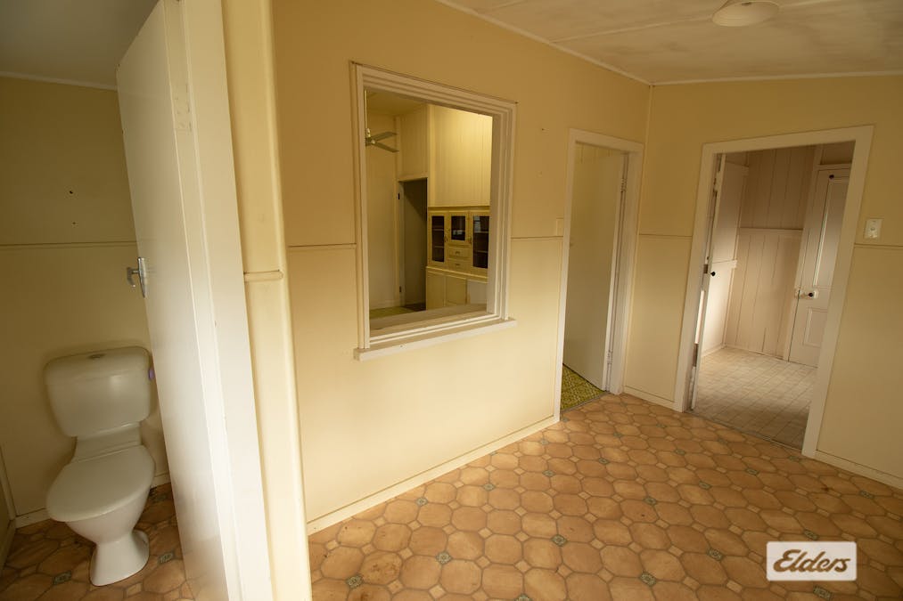 72 Drayton Street, Laidley, QLD, 4341 - Image 12