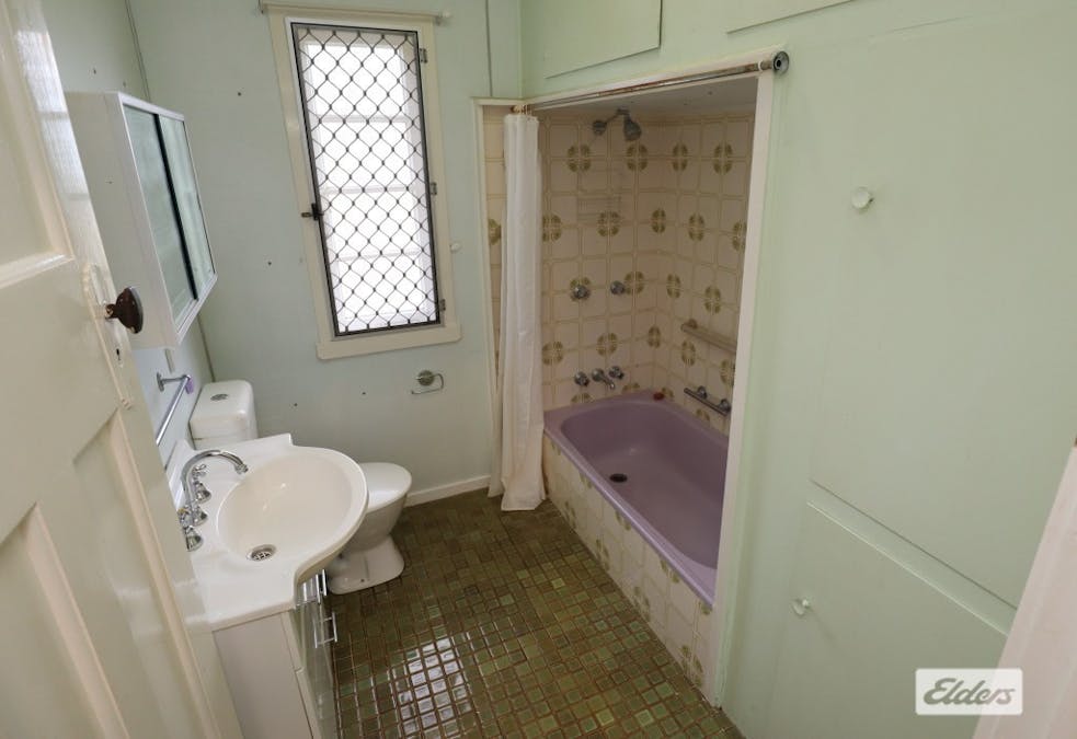 20 Vaux Street, Laidley, QLD, 4341 - Image 16