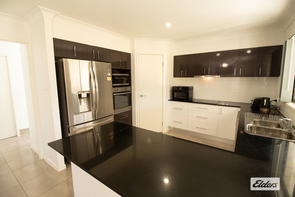 10 Hanlon Court, Laidley Heights, QLD, 4341 - Image 6