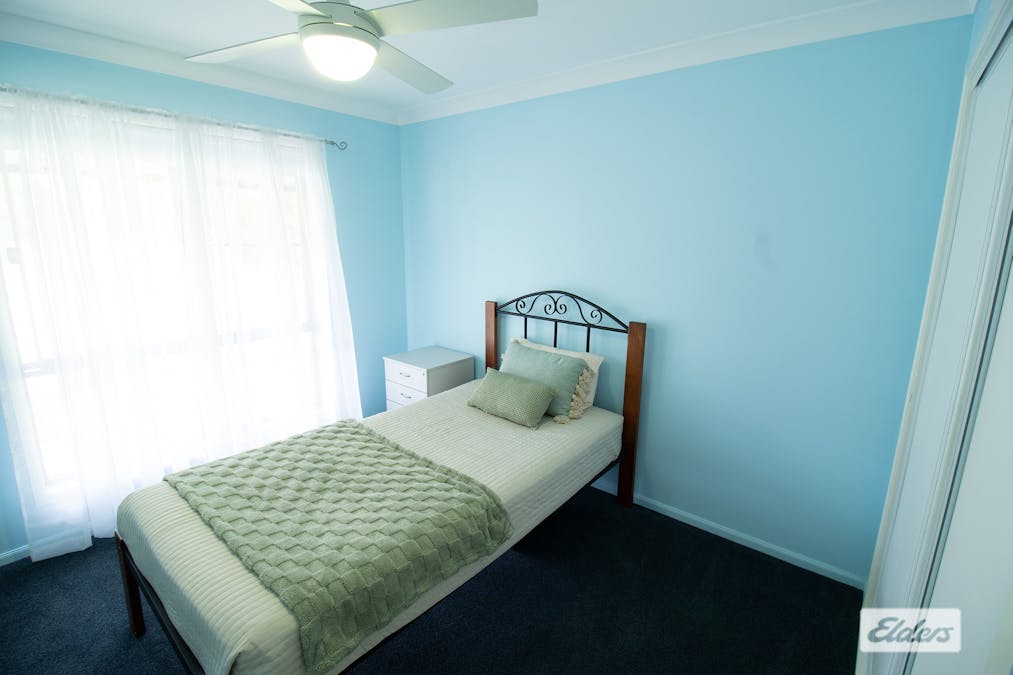 8 Wheatley Court, Regency Downs, QLD, 4341 - Image 15