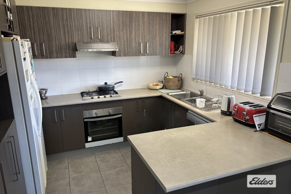 24 Goodwin Street, Laidley, QLD, 4341 - Image 11