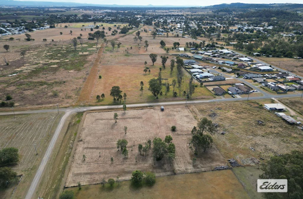 54 Napier Street, Laidley, QLD, 4341 - Image 2