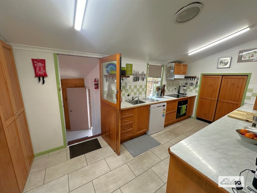 21 Orton Street, Laidley, QLD, 4341 - Image 5