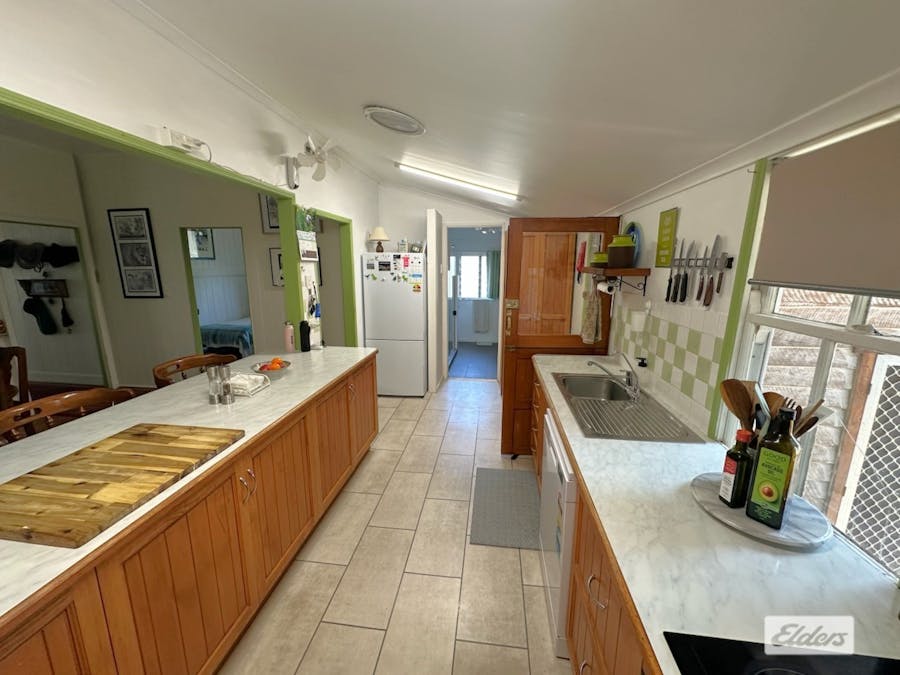 21 Orton Street, Laidley, QLD, 4341 - Image 7