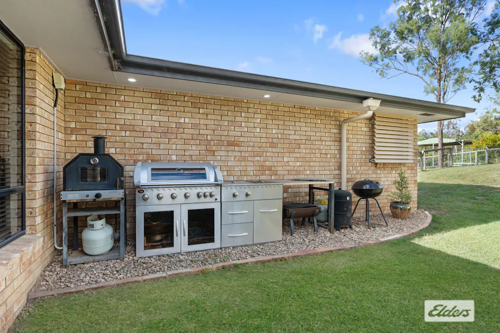 4 Edinburgh Avenue, Regency Downs, QLD, 4341 - Image 23