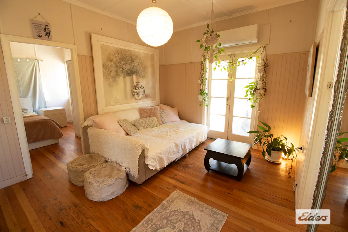13 Beames Drive — photo 3 of 21