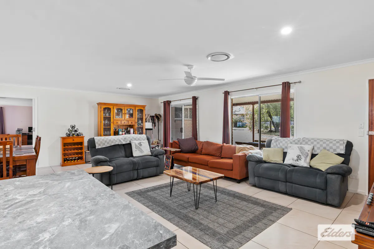 14 Beames Drive — photo 3 of 30