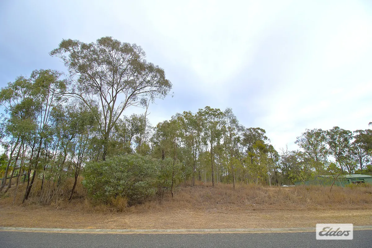 2 Michael Road — photo 2 of 6