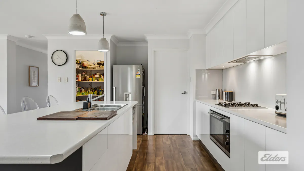 3 Hanlon Court — photo 5 of 25