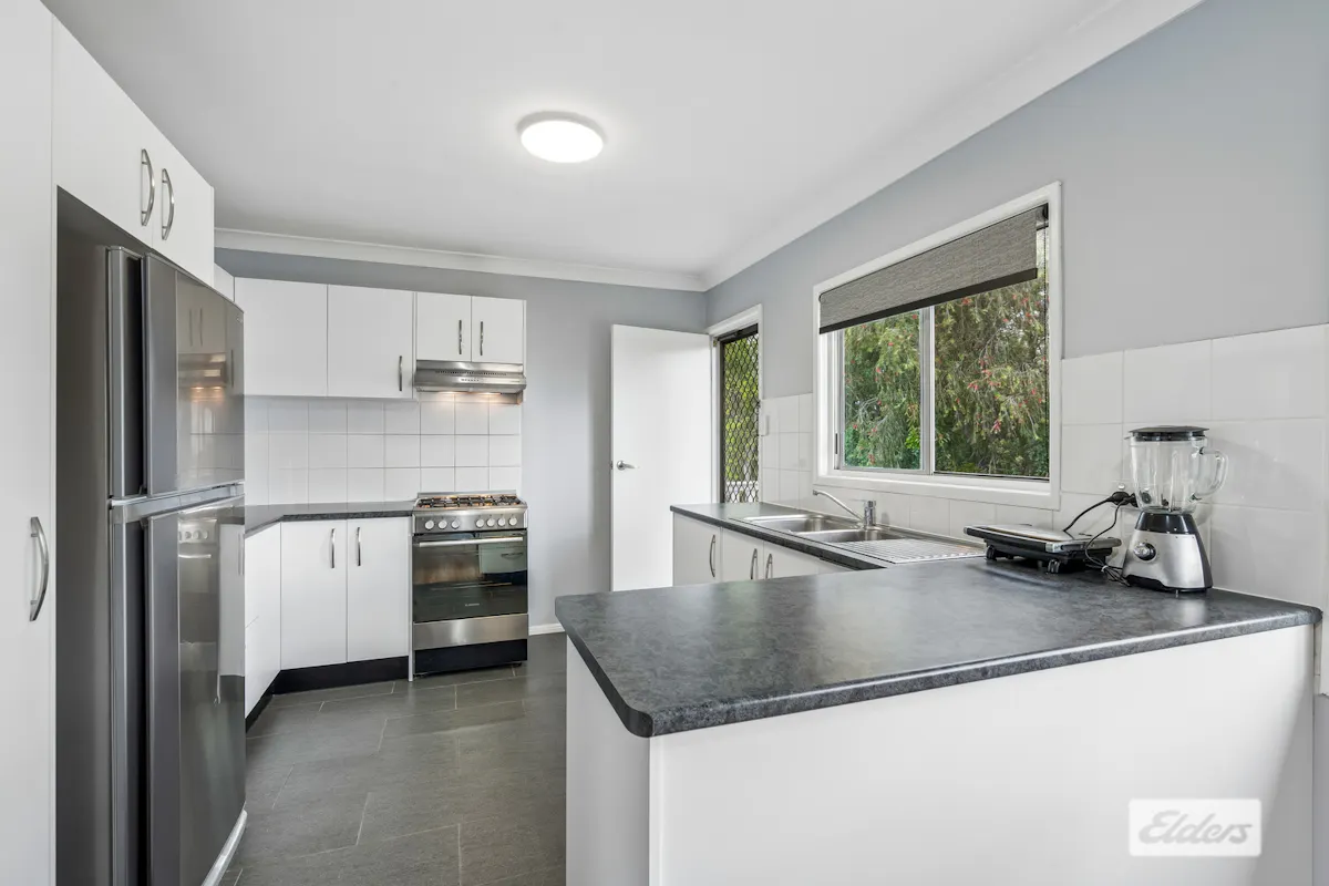 39a Hayes Street — photo 2 of 17