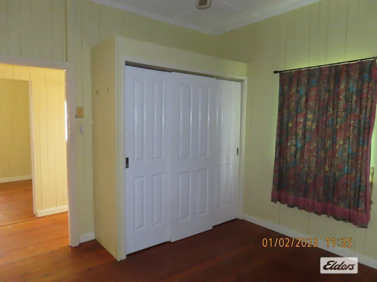 LAIDLEY, walking distance to all local schools and shops — photo 13 of 18