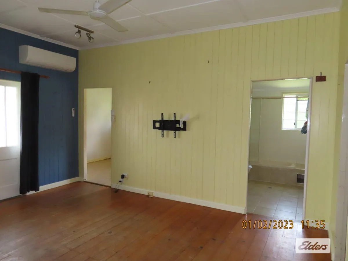 LAIDLEY, walking distance to all local schools and shops — photo 9 of 18