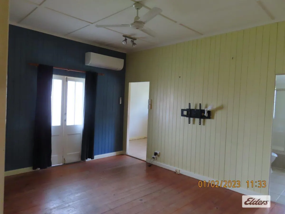 LAIDLEY, walking distance to all local schools and shops — photo 10 of 18