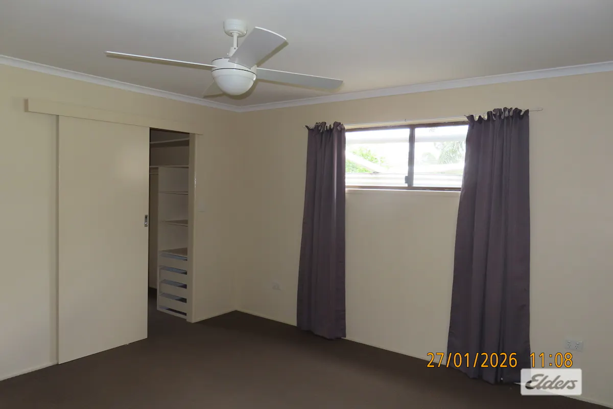 Spacious 3 bedroom home, handy to the Warrego Highway — photo 6 of 11