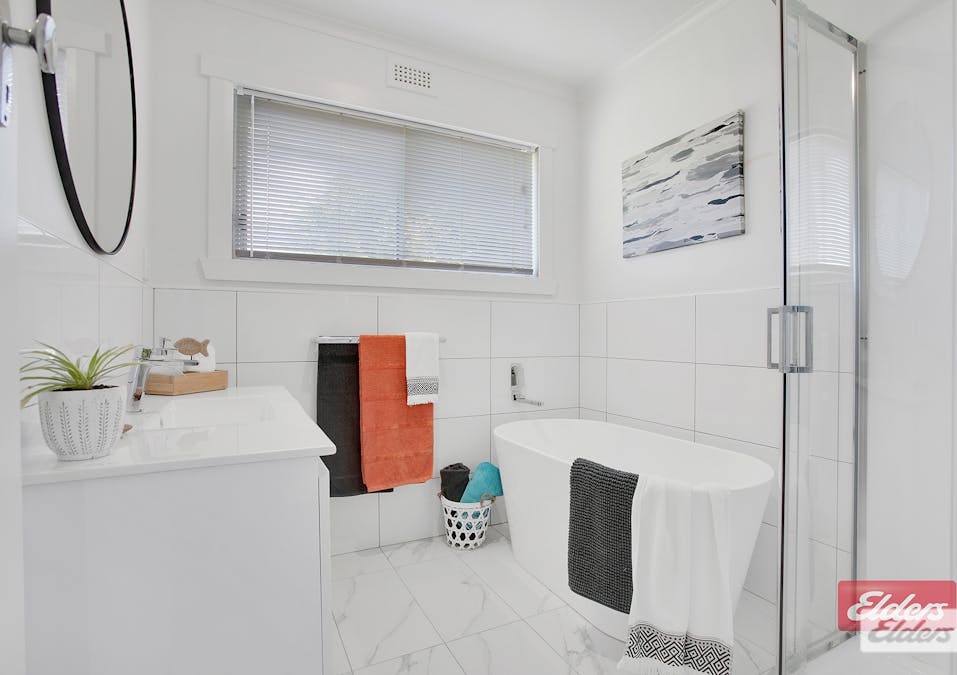 2 Quiggins Grove, Ulverstone, TAS, 7315 - Image 6