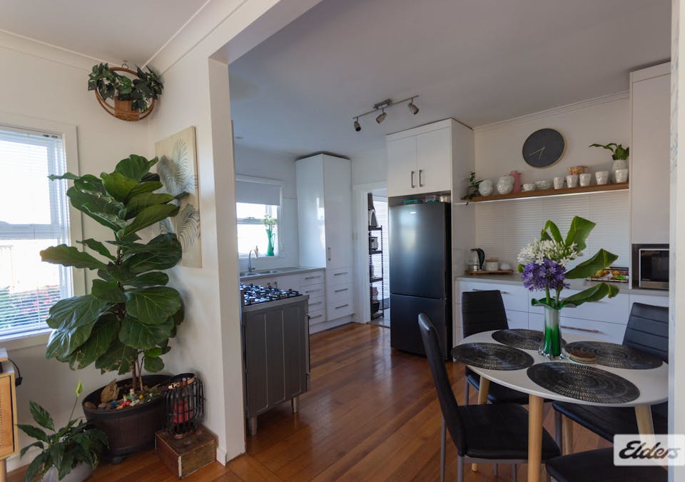 115 Nicholls Street, Devonport, TAS, 7310 - Image 5