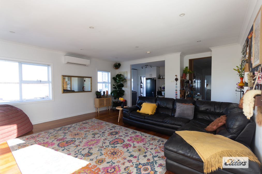 115 Nicholls Street, Devonport, TAS, 7310 - Image 6