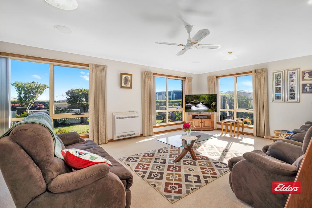9 Flora Street, West Ulverstone, TAS, 7315 Sold Elders Real Estate