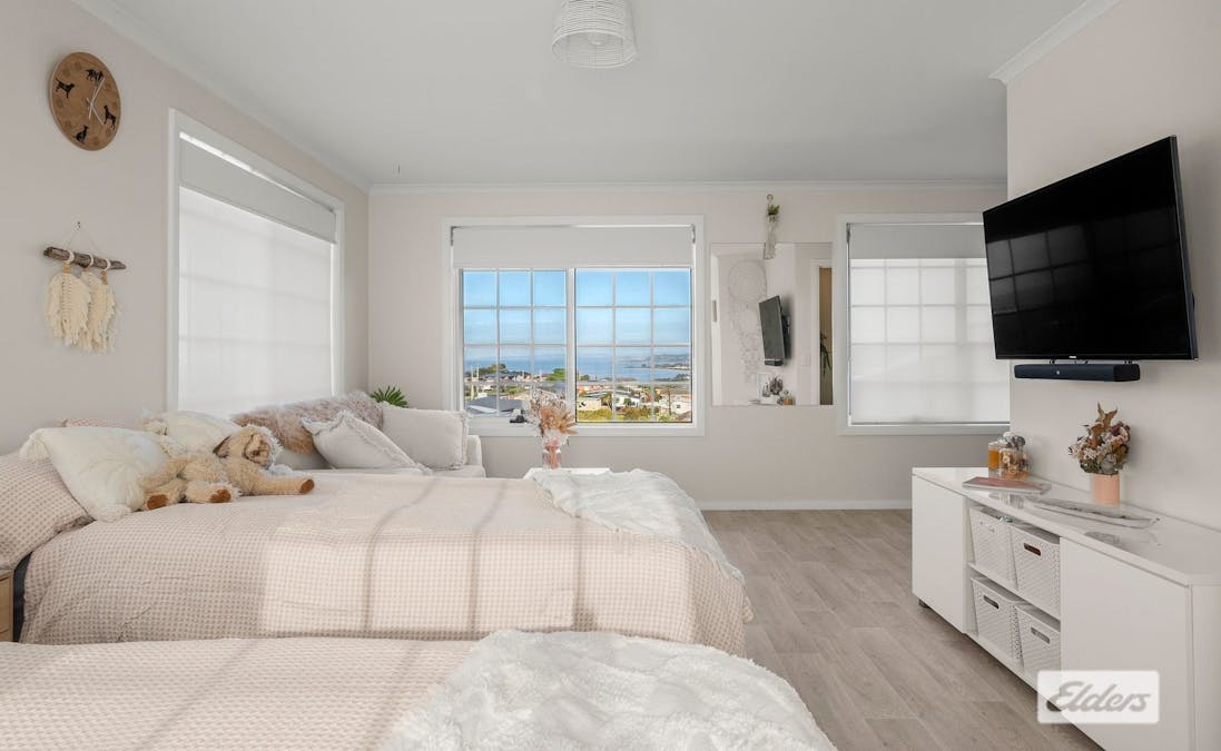 22 Elliott Street, West Ulverstone, TAS, 7315 - Image 18