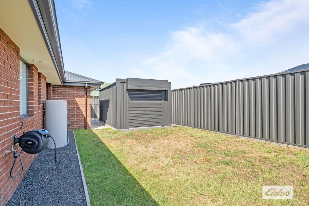 109 Penguin Road, West Ulverstone, TAS, 7315 - Image 16