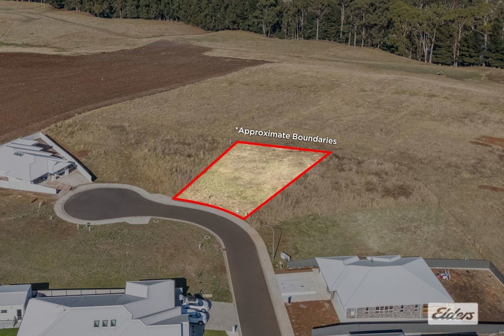 16 Moonbeam Place, Ulverstone, TAS, 7315 - Image 2