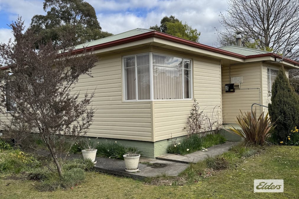 27 Crockers Street, Railton, TAS, 7305 - Image 1