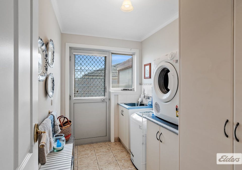 4/42 Main Street, Ulverstone, TAS, 7315 - Image 9