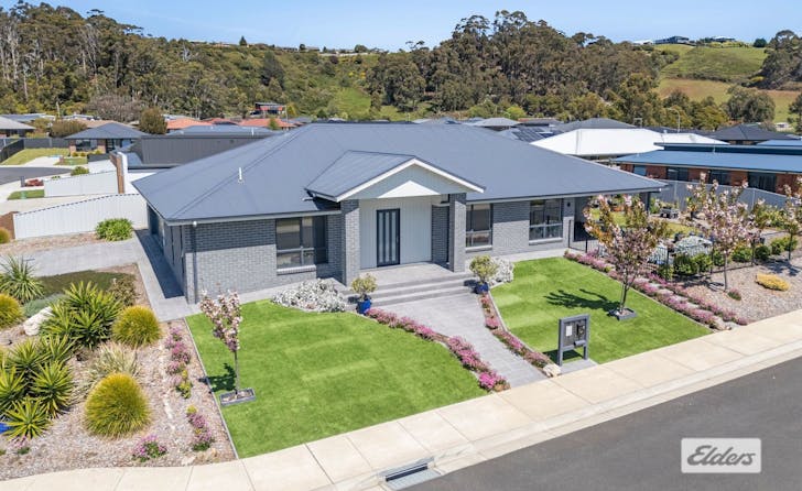 6 Barleen Place, West Ulverstone, TAS, 7315 - Image 1