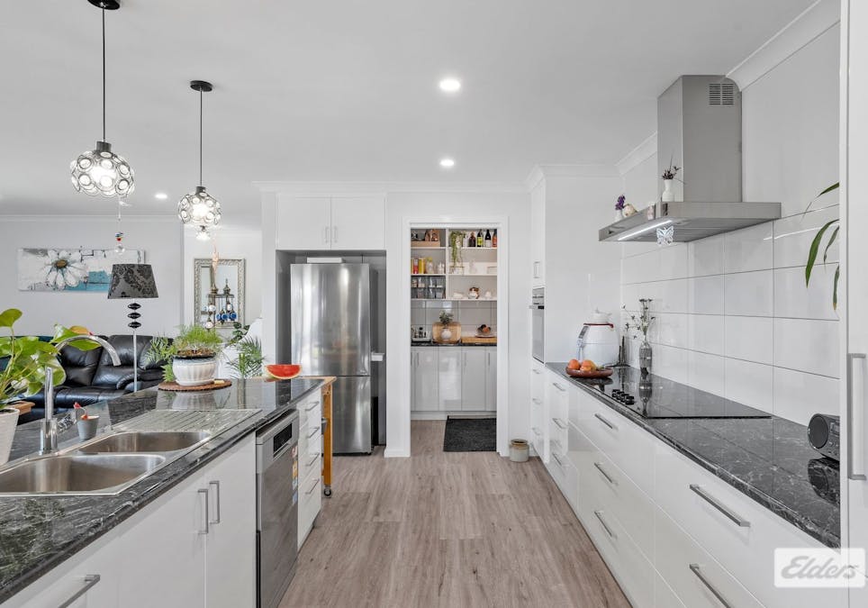 6 Barleen Place, West Ulverstone, TAS, 7315 - Image 6