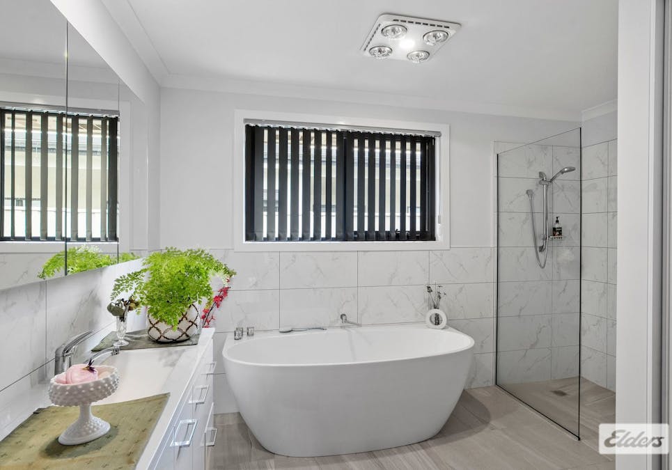 6 Barleen Place, West Ulverstone, TAS, 7315 - Image 12