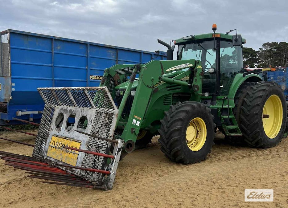 Address upon request - Image 3