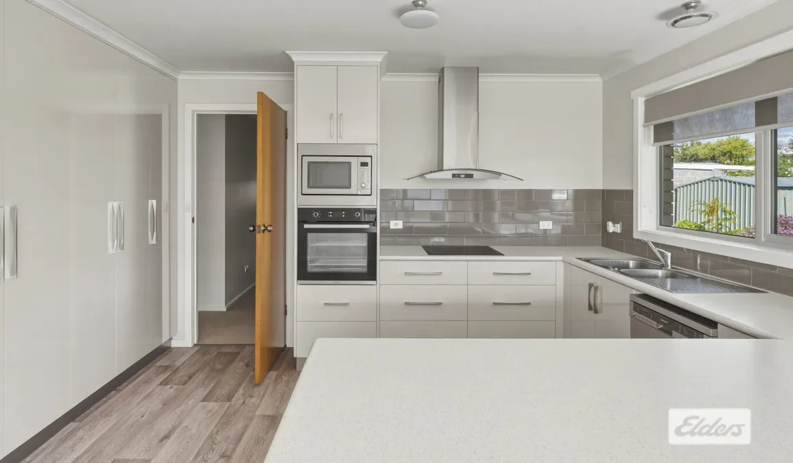 20 Amherst Street, West Ulverstone, TAS, 7315 - Image 2