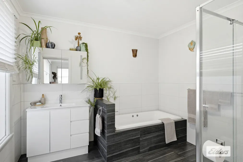 13 Finch Street, Ulverstone, TAS, 7315 - Image 16