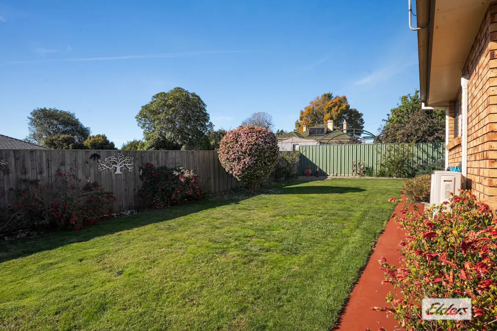 2/9 McDonald Street, Ulverstone, TAS, 7315 - Image 11