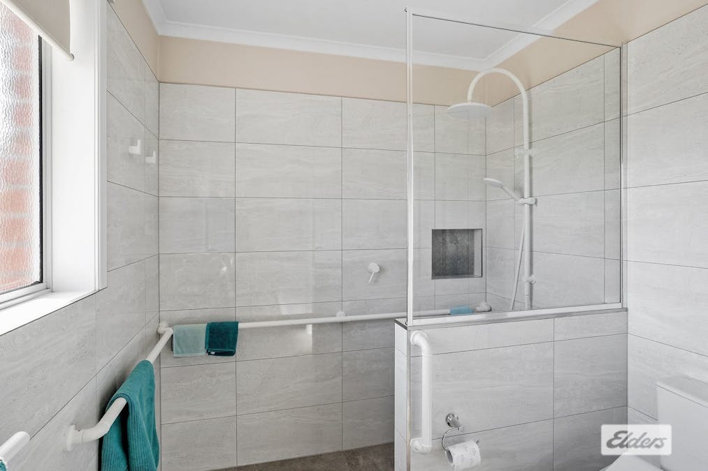 4/42 Main Street, Ulverstone, TAS, 7315 - Image 4