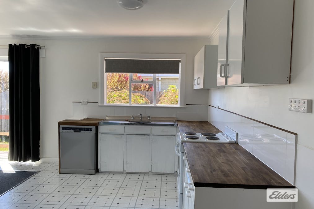 39 Maud Street, West Ulverstone, TAS, 7315 - Image 6