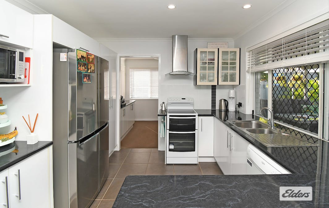 11 Debra Court, Urangan, QLD, 4655 - Image 3