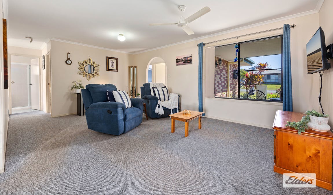 5 Tristania Crescent, Urangan, QLD, 4655 - Image 4