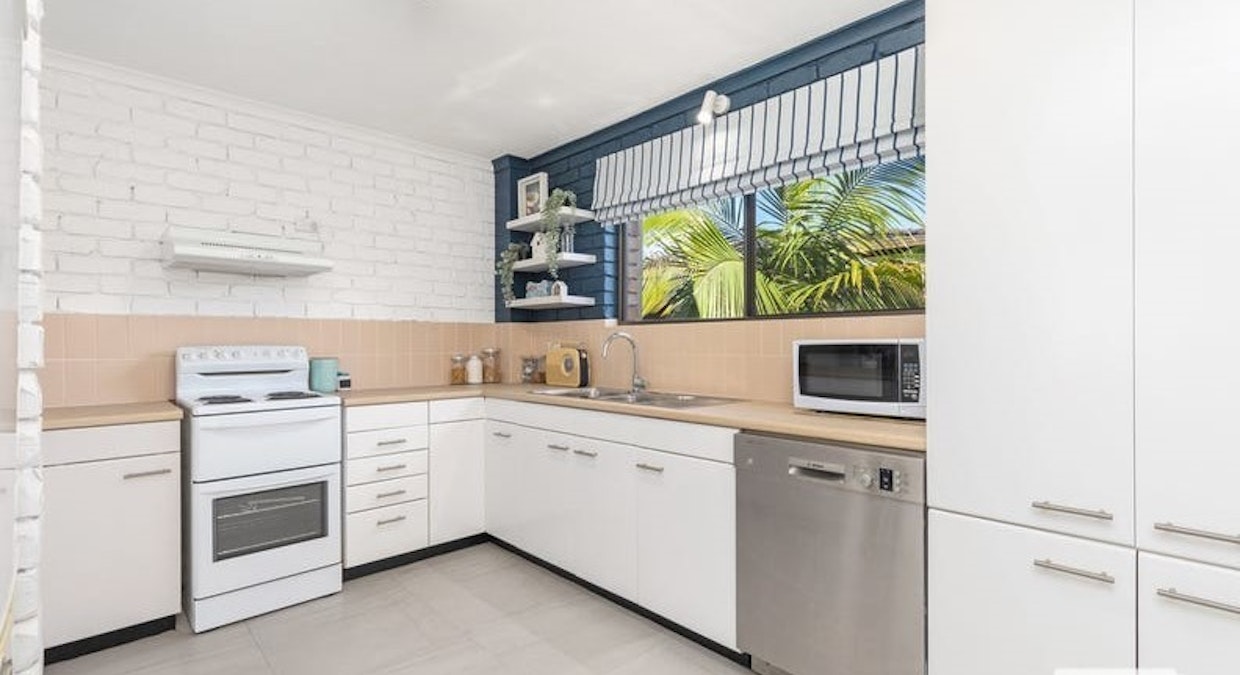 2/66 Freshwater Street, Scarness, QLD, 4655 - Image 6
