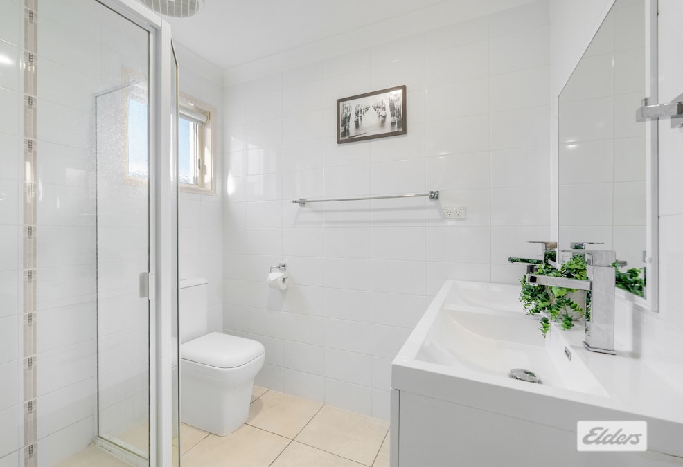 35 Endeavour Way, Eli Waters, QLD, 4655 - Image 11