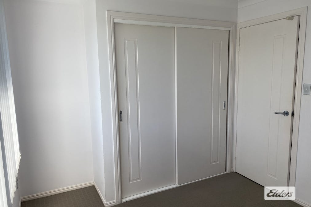 15 Honiton Street, Torquay, QLD, 4655 - Image 16