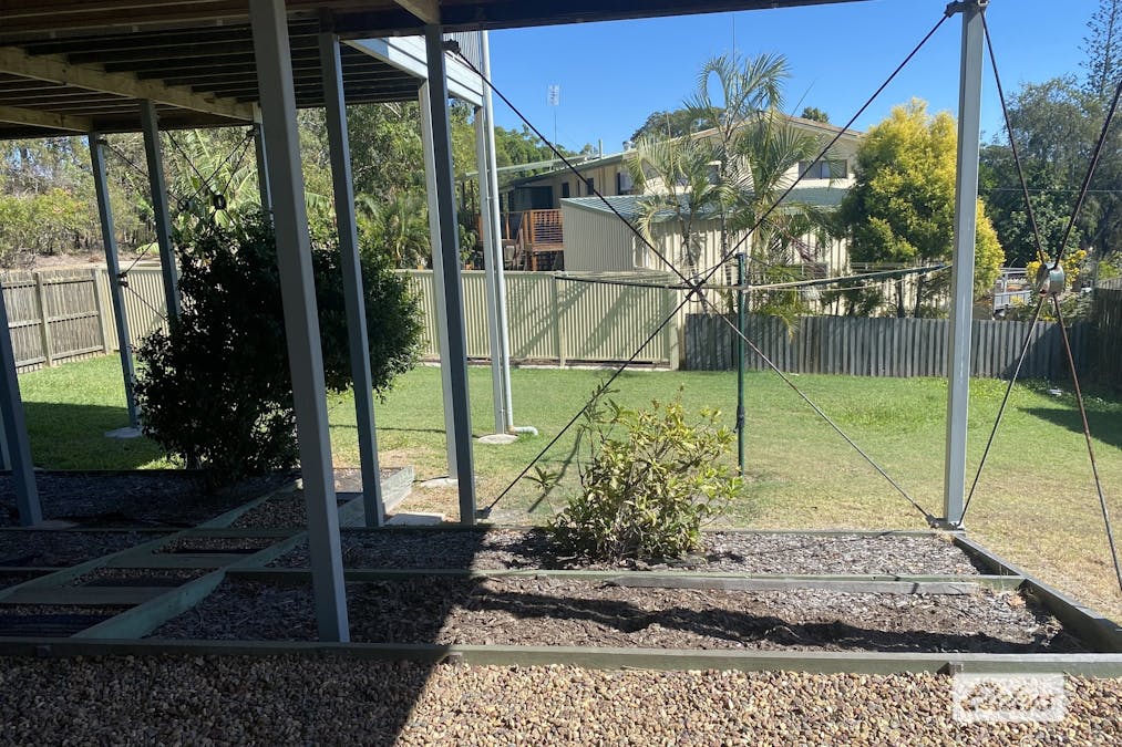 15 Honiton Street, Torquay, QLD, 4655 - Image 21