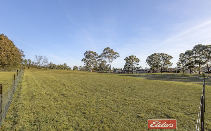 2/32 Jarvisfield Road, Picton, NSW, 2571 - Image 1