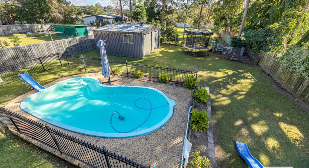 12 Daybell Street, Woodford, QLD, 4514 - Image 3