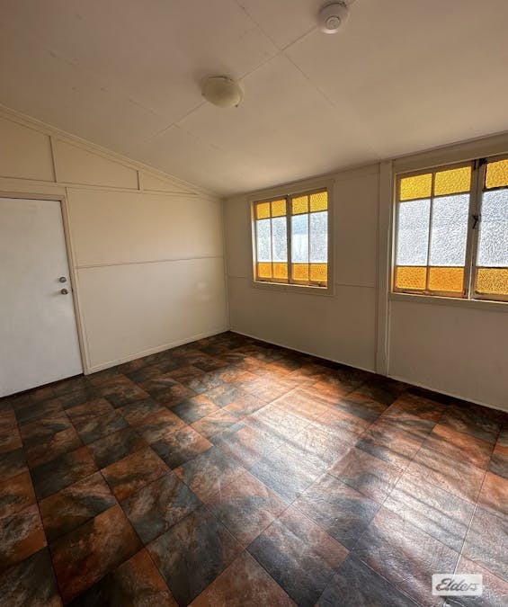 9 Mangerton Street, Toogoolawah, QLD, 4313 - Image 3
