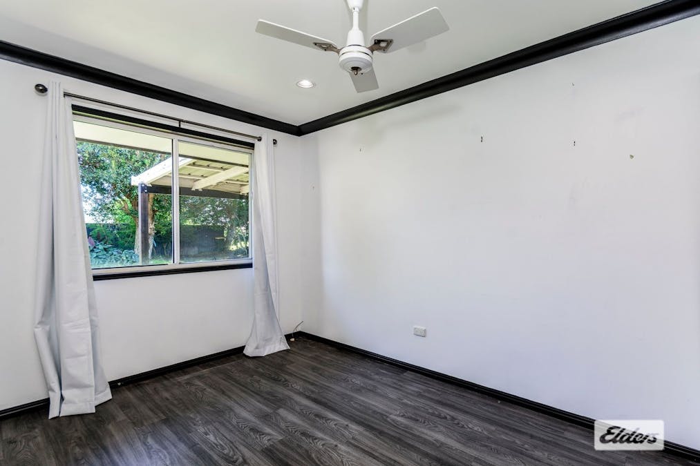 92 Bestmann Rd East , Sandstone Point, QLD, 4511 - Image 6