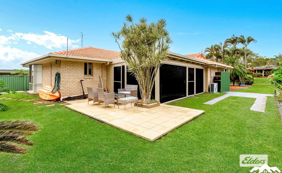 16 Albert Place, Sandstone Point, QLD, 4511 - Image 2