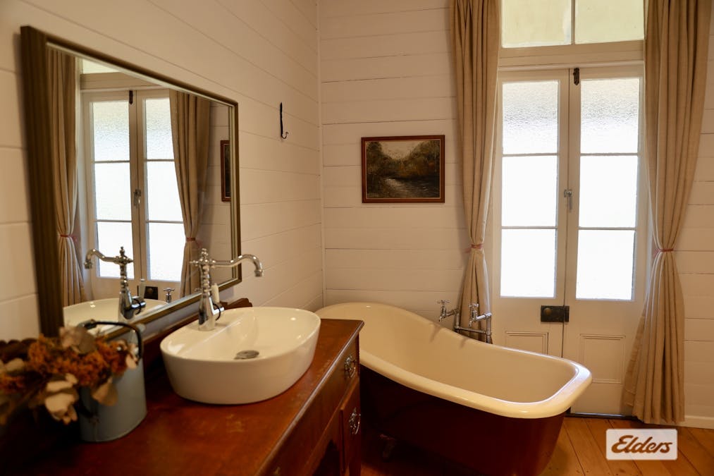 105 Emu Street, Longreach, QLD, 4730 - Image 6