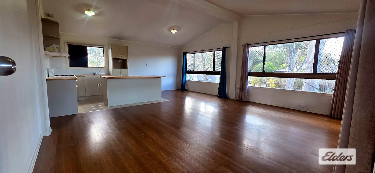 25 Charles Street, Toogoolawah, QLD, 4313 - Image 2