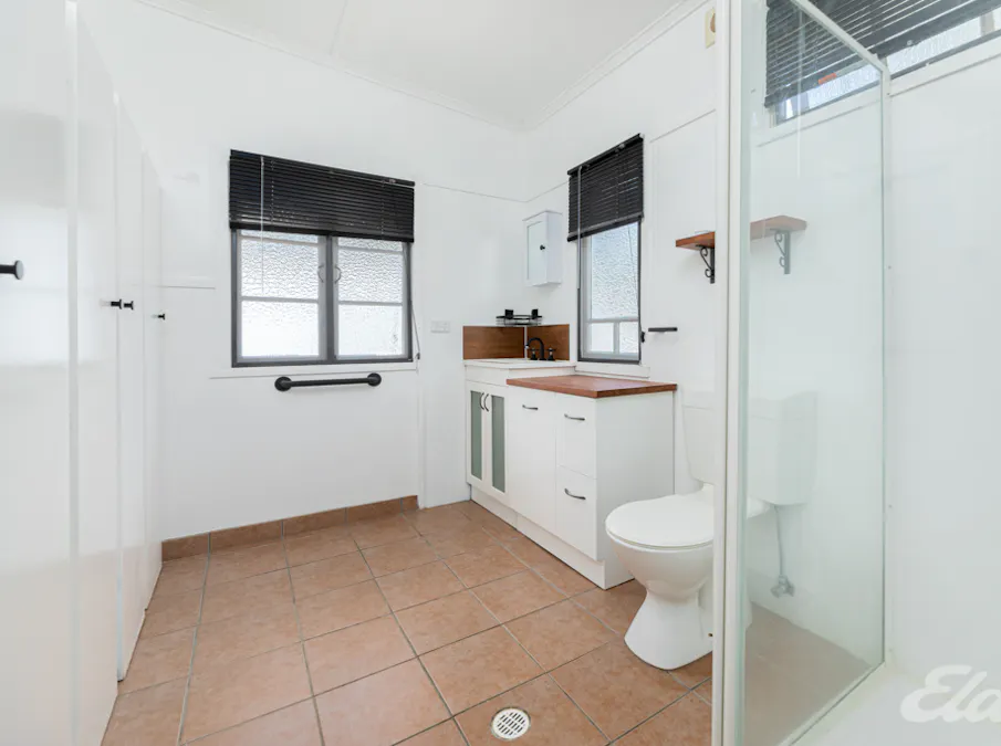 25 Leslie Street, Woodford, QLD, 4514 - Image 4